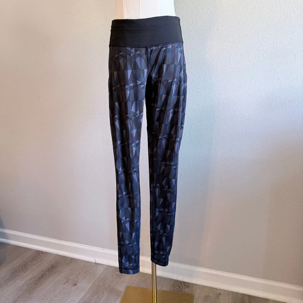Lululemon‎ Speed Tight IV Geometric Prism Blue Purple Athletic Leggings Size 8